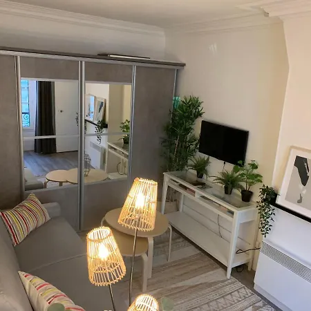 Studio Moderne Au Coeur De Paris Batignolles-3